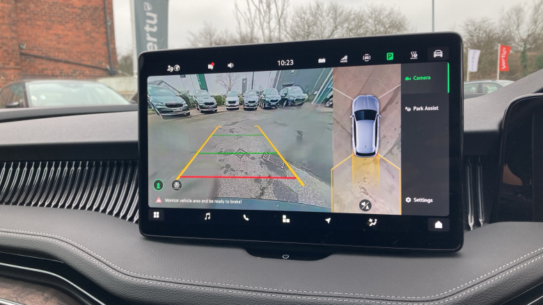 Skoda Superb 1.5 TSI iV Laurin + Klement DSG 5dr Estate